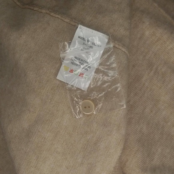 NWT RDI Men's Beige Button Front Collared Long Sleeve Pullover Size Large - Picture 5 of 7